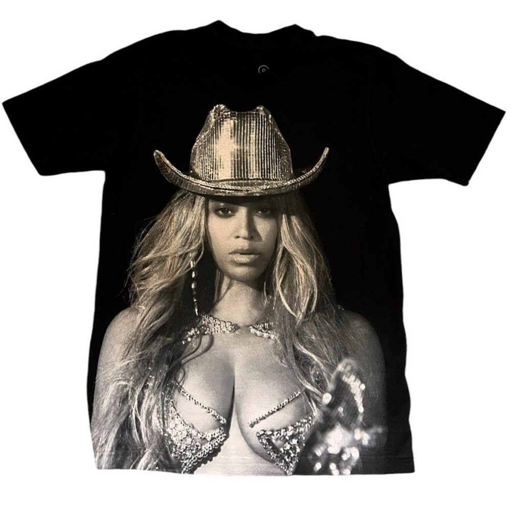 BEYONCÉ Official Women's Black Renaissance World Tour T-Shirt